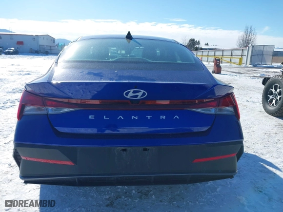2024 Hyundai Elantra Essential with VIN KMHLM4DG3RU845331, listed as a IAAI auction lot 41538418 with 6,972 mi miles. Bid and sale history available at carsss.com. Image 16.