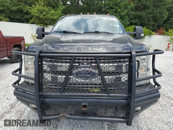 2018 Ford F-350 XL z VIN 1FT8W3DT3JEC18834, wystawiony jako Copart lot #64608555 z przebiegiem Nie podano mil oraz Czysty tytuł • Clean title. Historia ofert i sprzedaży dostępna na DreamBid. Obrazek 5.