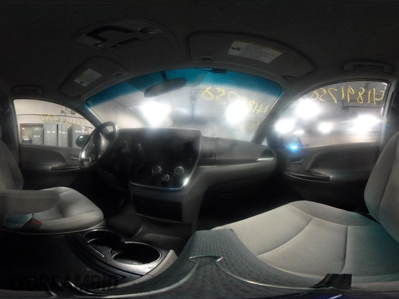 2015 Toyota Sienna LE AAS with VIN 5TDKK3DC6FS652281, listed as a IAAI auction lot 41891750 with 150,162 mi miles. Bid and sale history available at carsss.com. Image 18.