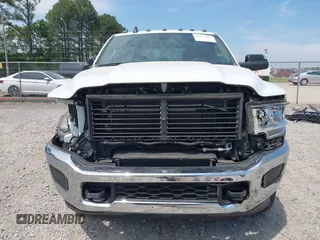 2020 Ram 2500 Tradesman with VIN 3C6UR5CL9LG258440, listed as a IAAI auction lot 42073257 with 33,489 mi miles and . Bid and sale history available at DreamBid. Image 13.