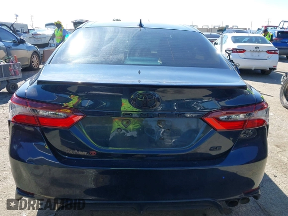 2021 Toyota Camry SE Nightshade with VIN 4T1G11AK6MU526029, listed as a IAAI auction lot 41626272 with 82,987 mi miles and . Bid and sale history available at DreamBid. Image 17.