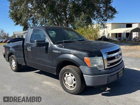 2013 Ford F-150 XL with VIN 1FTMF1CM7DFE09796, listed as a Copart auction lot 83859124 with 67,872 mi miles and Clean title. Bid and sale history available at DreamBid. Image 1.