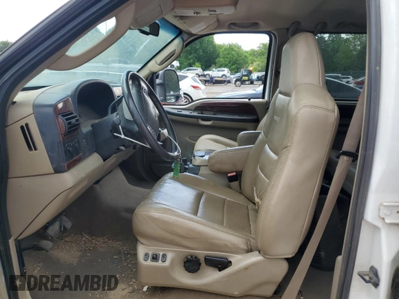 2006 Ford F-250 XL z VIN 1FTSW21P46EC79656, wystawiony jako Copart lot #55522945 z przebiegiem Nie podano mil oraz Szkoda całkowita • Salvage title. Historia ofert i sprzedaży dostępna na DreamBid. Obrazek 7.