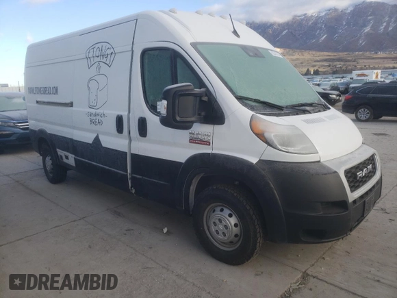 2022 Ram ProMaster Cargo with VIN 3C6MRVHG3NE124498, listed as a Copart auction lot 83543334 with 26,272 mi miles and Salvage Title. Bid and sale history available at DreamBid. Image 4.