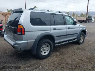 2004 Mitsubishi Montero Sport LS with VIN JA4MT21R24J003641, listed as a IAAI auction lot 41809144 with 223,449 mi miles. Bid and sale history available at carsss.com. Image 4.