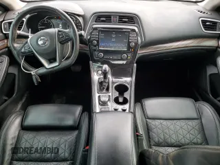 2017 Nissan Maxima SV z VIN 1N4AA6AP3HC385103, wystawiony jako Copart lot #60724895 z przebiegiem 91 539 mil mil oraz Szkoda całkowita • Salvage title. Historia ofert i sprzedaży dostępna na DreamBid. Obrazek 8.