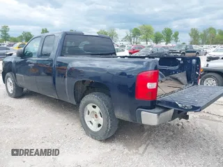 2008 Chevrolet Silverado 1500 Work Truck with VIN 1GCEC19X58Z229431, listed as a IAAI auction lot 41778332 with 314,695 mi miles and . Bid and sale history available at DreamBid. Image 3.