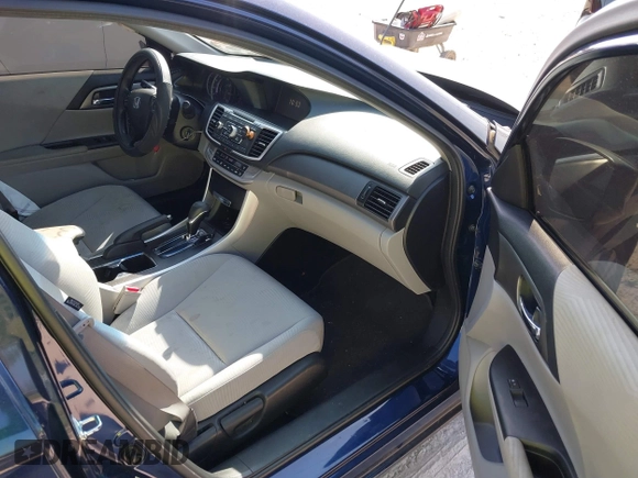2015 Honda Accord Sedan LX with VIN 1HGCR2F34FA167935, listed as a IAAI auction lot 41502989 with 79,376 mi miles. Bid and sale history available at carsss.com. Image 5.