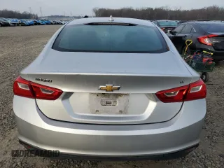 2017 Chevrolet Malibu LT with VIN 1G1ZE5ST8HF108171, listed as a Copart auction lot 43002245 with 181,264 mi miles and Clean Title. Bid and sale history available at DreamBid. Image 6.
