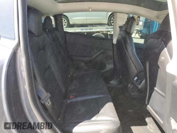 2022 Tesla Model Y Performance z VIN 7SAYGDEF5NF574382, wystawiony jako Copart lot #48531565 z przebiegiem 35 165 mil mil oraz Szkoda całkowita • Salvage title. Historia ofert i sprzedaży dostępna na DreamBid. Obrazek 10.