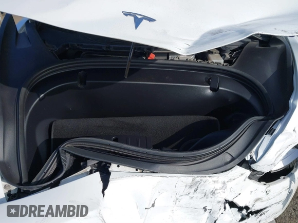 2018 Tesla Model 3 Long Range Battery with VIN 5YJ3E1EA1JF038751, listed as a IAAI auction lot 40553966 with 95,753 mi miles and . Bid and sale history available at DreamBid. Image 10.