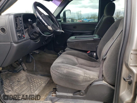 2003 Chevrolet Silverado 1500HD LS with VIN 1GCGK13U33F131230, listed as a Copart auction lot 52699415 with 237,280 mi miles and Salvage Title. Bid and sale history available at DreamBid. Image 7.