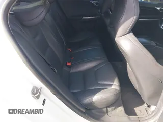 2014 Volvo S60 T5 z VIN YV1612FS0E2283405, wystawiony jako IAAI lot #38849477 z przebiegiem 108 473 mil mil oraz . Historia ofert i sprzedaży dostępna na DreamBid. Obrazek 8.