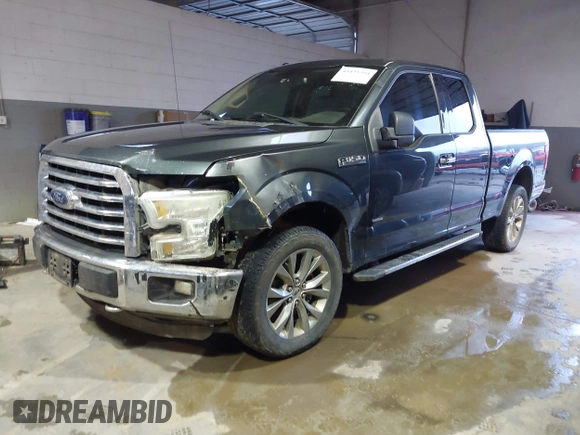 2015 Ford F-150 XLT with VIN 1FTEX1EP3FKE57475, listed as a IAAI auction lot 41435394 with 233,560 mi miles. Bid and sale history available at carsss.com. Image 17.