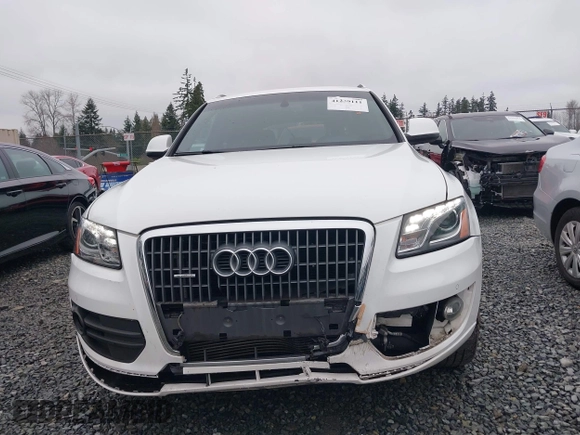 2011 Audi Q5 Premium Plus z VIN WA1LFAFP7BA025278, wystawiony jako IAAI lot #41239111 z przebiegiem 131 207 mil mil oraz . Historia ofert i sprzedaży dostępna na DreamBid. Obrazek 6.