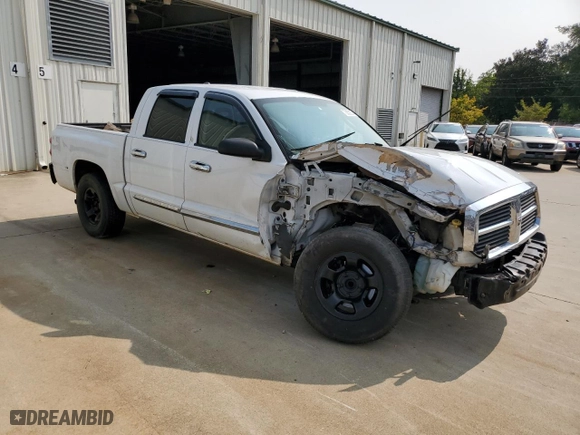 2005 Dodge Dakota Laramie with VIN 1D7HE58N35S224298, listed as a Copart auction lot 70650524 with 179,946 mi miles and Salvage Title. Bid and sale history available at carsss.com. Image 4.