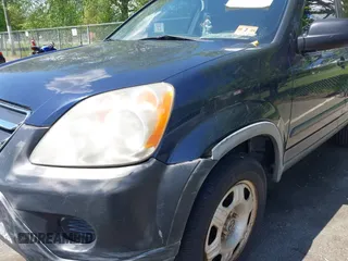 2006 Honda CR-V LX with VIN JHLRD785X6C030024, listed as a IAAI auction lot 42210266 with 108,010 mi miles and . Bid and sale history available at carsss.com. Image 13.