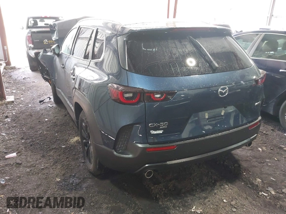 2025 Mazda CX-50 S Preferred with VIN 7MMVABBM6SN302350, listed as a IAAI auction lot 41840310 with 5,563 mi miles and . Bid and sale history available at carsss.com. Image 3.