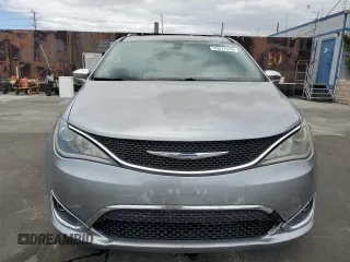 2017 Chrysler Pacifica Limited с VIN 2C4RC1GG3HR688911, выставлен на аукционе Copart как лот 53577415 с пробегом 48 993 миль миль и Списание • Salvage title. История ставок и продаж доступна на DreamBid. Изображение 5.