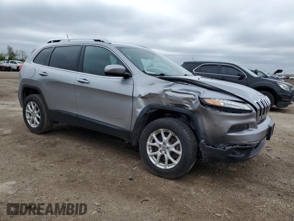 2015 Jeep Cherokee Latitude z VIN 1C4PJMCS2FW684703, wystawiony jako Copart lot #55116625 z przebiegiem 154 049 mil mil oraz Szkoda całkowita • Salvage title. Historia ofert i sprzedaży dostępna na DreamBid. Obrazek 4.