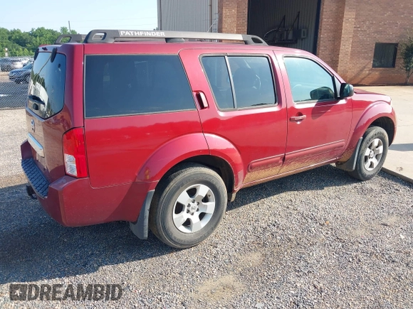 2007 Nissan Pathfinder SE z VIN 5N1AR18W87C609222, wystawiony jako IAAI lot #42454853 z przebiegiem 180 171 mil mil oraz . Historia ofert i sprzedaży dostępna na DreamBid. Obrazek 4.