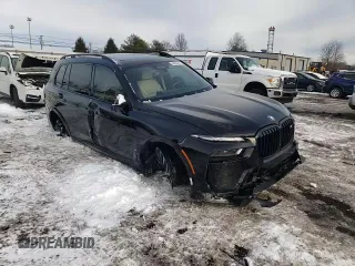 2024 BMW X7 M60i with VIN 5UX33EM02R9S12112, listed as a Copart auction lot 88053915 with 82,393 mi miles and Salvage Title. Bid and sale history available at carsss.com. Image 11.
