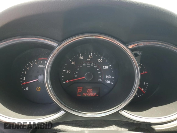 2011 Kia Sorento LX with VIN 5XYKTCA17BG135286, listed as a Copart auction lot 54501785 with 144,282 mi miles and Clean Title. Bid and sale history available at carsss.com. Image 9.