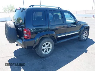 2006 Jeep Liberty Limited z VIN 1J4GL58KX6W182833, wystawiony jako IAAI lot #42428602 z przebiegiem 198 084 mil mil oraz . Historia ofert i sprzedaży dostępna na DreamBid. Obrazek 4.
