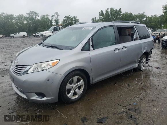 2015 Toyota Sienna LE AAS with VIN 5TDKK3DC5FS550258, listed as a Copart auction lot 58069915 with 138,260 mi miles and Salvage title. Bid and sale history available at DreamBid. Image 1.