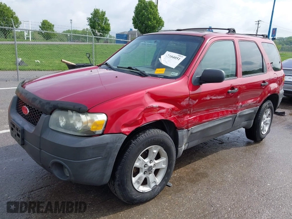2006 Ford Escape XLT z VIN 1FMYU93166KA44836, wystawiony jako IAAI lot #42104051 z przebiegiem 176 367 mil mil oraz . Historia ofert i sprzedaży dostępna na DreamBid. Obrazek 18.