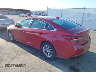 2018 Hyundai Sonata SE z VIN 5NPE24AF4JH615682, wystawiony jako IAAI lot #41888584 z przebiegiem 68 123 mil mil oraz . Historia ofert i sprzedaży dostępna na DreamBid. Obrazek 3.
