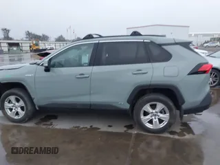 2021 Toyota RAV4 Hybrid XLE with VIN 4T3RWRFV4MU041052, listed as a IAAI auction lot 41549459 with 39,645 mi miles. Bid and sale history available at carsss.com. Image 15.