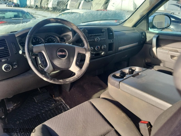 2013 GMC Sierra 1500 SLE with VIN 1GTR2VEA6DZ266074, listed as a Copart auction lot 88645005 with 0 mi miles and Salvage Title. Bid and sale history available at carsss.com. Image 8.