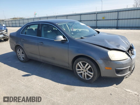 2007 Volkswagen Jetta 2.5 z VIN 3VWSF71K77M092907, wystawiony jako Copart lot #46819635 z przebiegiem 234 826 mil mil oraz Nie do naprawy • Non repairable. Historia ofert i sprzedaży dostępna na DreamBid. Obrazek 4.