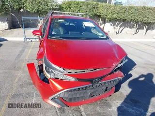 2020 Toyota Corolla Hatchback XSE with VIN JTNC4RBE5L3073569, listed as a IAAI auction lot 41347024 with 52,458 mi miles. Bid and sale history available at carsss.com. Image 11.