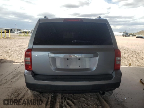 2015 Jeep Patriot Sport with VIN 1C4NJPBB0FD428386, listed as a Copart auction lot 53162285 with 101,892 mi miles and Salvage Title. Bid and sale history available at DreamBid. Image 6.