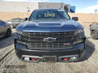 2020 Chevrolet Silverado 1500 LT Trail Boss with VIN 1GCPYFED1LZ306811, listed as a Copart auction lot 42993575 with 107,386 mi miles and Salvage Title. Bid and sale history available at carsss.com. Image 5.