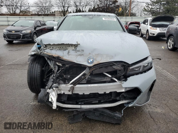 2023 BMW 3 Series 330e xDrive with VIN 3MW39FS05P8C89800, listed as a Copart auction lot 44342255 with 19,562 mi miles and Salvage Title. Bid and sale history available at carsss.com. Image 5.
