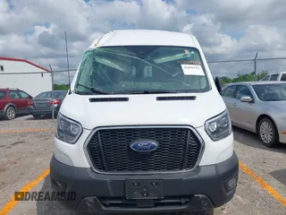 2023 Ford Transit Cargo с VIN 1FTBR2C84PKB85423, выставлен на аукционе IAAI как лот 42099152 с пробегом 48 328 миль миль и . История ставок и продаж доступна на DreamBid. Изображение 12.