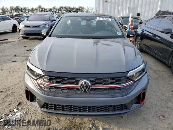 2023 Volkswagen Jetta GLI Autobahn z VIN 3VW2T7BU6PM001585, wystawiony jako Copart lot #82532014 z przebiegiem 24 556 mil mil oraz Szkoda całkowita • Salvage title. Historia ofert i sprzedaży dostępna na DreamBid. Obrazek 5.
