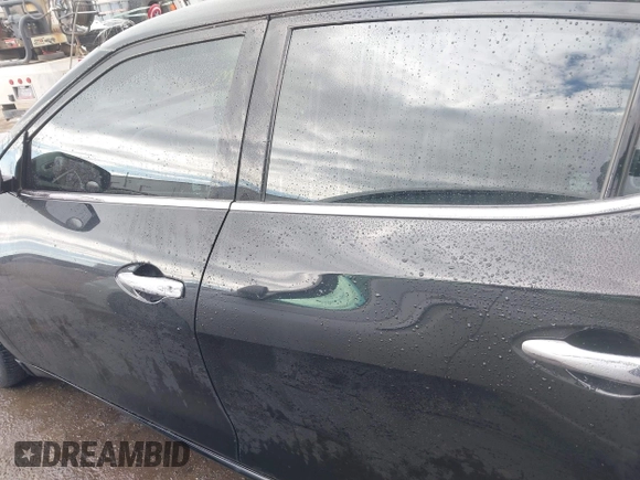 2016 Nissan Maxima Platinum with VIN 1N4AA6AP4GC414574, listed as a IAAI auction lot 41353383 with 153,387 mi miles and . Bid and sale history available at DreamBid. Image 14.