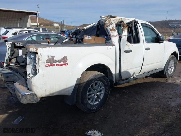 2016 Nissan Frontier SV with VIN 1N6AD0EV8GN703711, listed as a IAAI auction lot 41444646 with NaN miles. Bid and sale history available at carsss.com. Image 4.