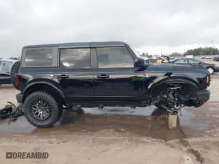 2024 Ford Bronco Outer Banks with VIN 1FMDE8BH9RLA78563, listed as a IAAI auction lot 41499846 with 8,023 mi miles. Bid and sale history available at carsss.com. Image 13.