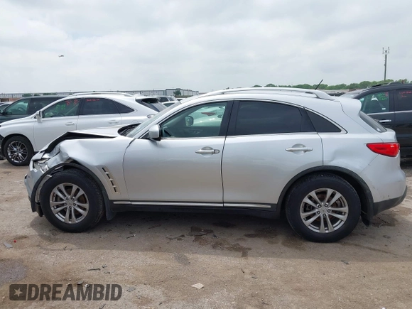 2010 Infiniti FX z VIN JN8AS1MW2AM852996, wystawiony jako IAAI lot #42163564 z przebiegiem 261 467 mil mil oraz . Historia ofert i sprzedaży dostępna na DreamBid. Obrazek 14.