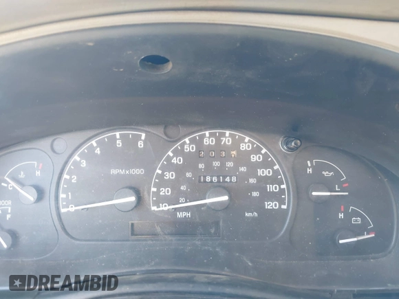 2000 Ford Ranger XL with VIN 1FTYR14VXYTB00914, listed as a IAAI auction lot 41891845 with 186,148 mi miles. Bid and sale history available at carsss.com. Image 7.