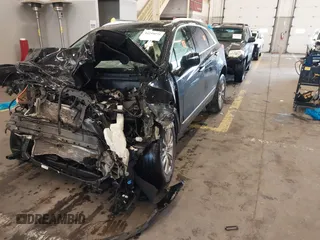 2021 Cadillac XT5 AWD Premium Luxury with VIN 1GYKNDR48MZ193453, listed as a IAAI auction lot 41249091 with 1 mi miles. Bid and sale history available at carsss.com. Image 17.