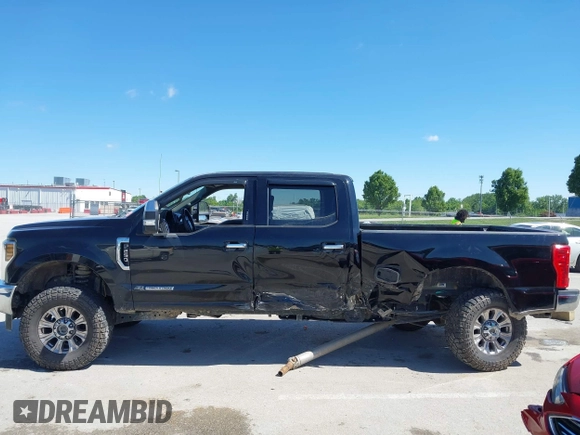2018 Ford F-250 XL with VIN 1FT7W2BT3JEB65304, listed as a IAAI auction lot 42325685 with 172,771 mi miles and . Bid and sale history available at DreamBid. Image 14.