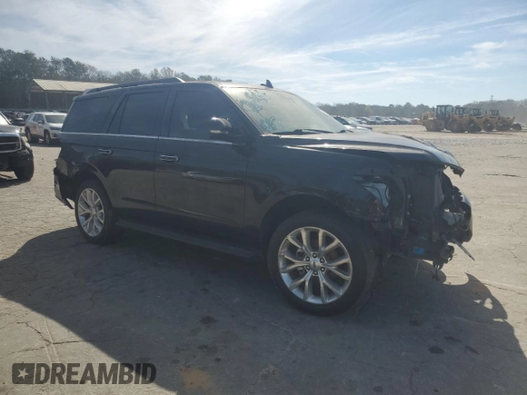 2020 Ford Expedition XLT with VIN 1FMJU1HTXLEA61761, listed as a Copart auction lot 49499965 with 76,104 mi miles and Clean Title. Bid and sale history available at carsss.com. Image 4.
