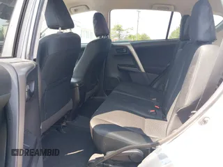 2018 Toyota RAV4 LE с VIN 2T3BFREV9JW854823, выставлен на аукционе IAAI как лот 42424764 с пробегом 48 727 миль миль и . История ставок и продаж доступна на DreamBid. Изображение 8.