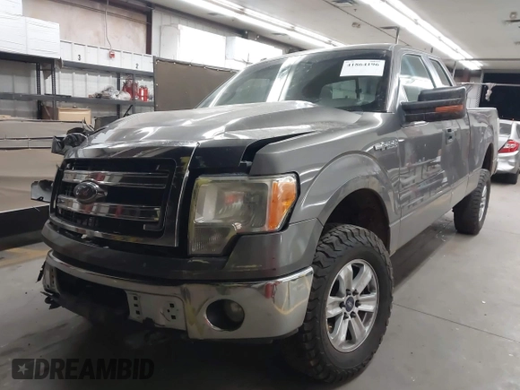 2014 Ford F-150 XL with VIN 1FTFX1EF6EFB64592, listed as a IAAI auction lot 41864196 with Not Provided miles and . Bid and sale history available at carsss.com. Image 18.